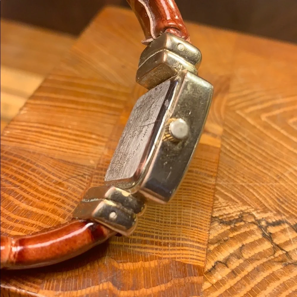 Vivani japan movement vintage bracelet watch